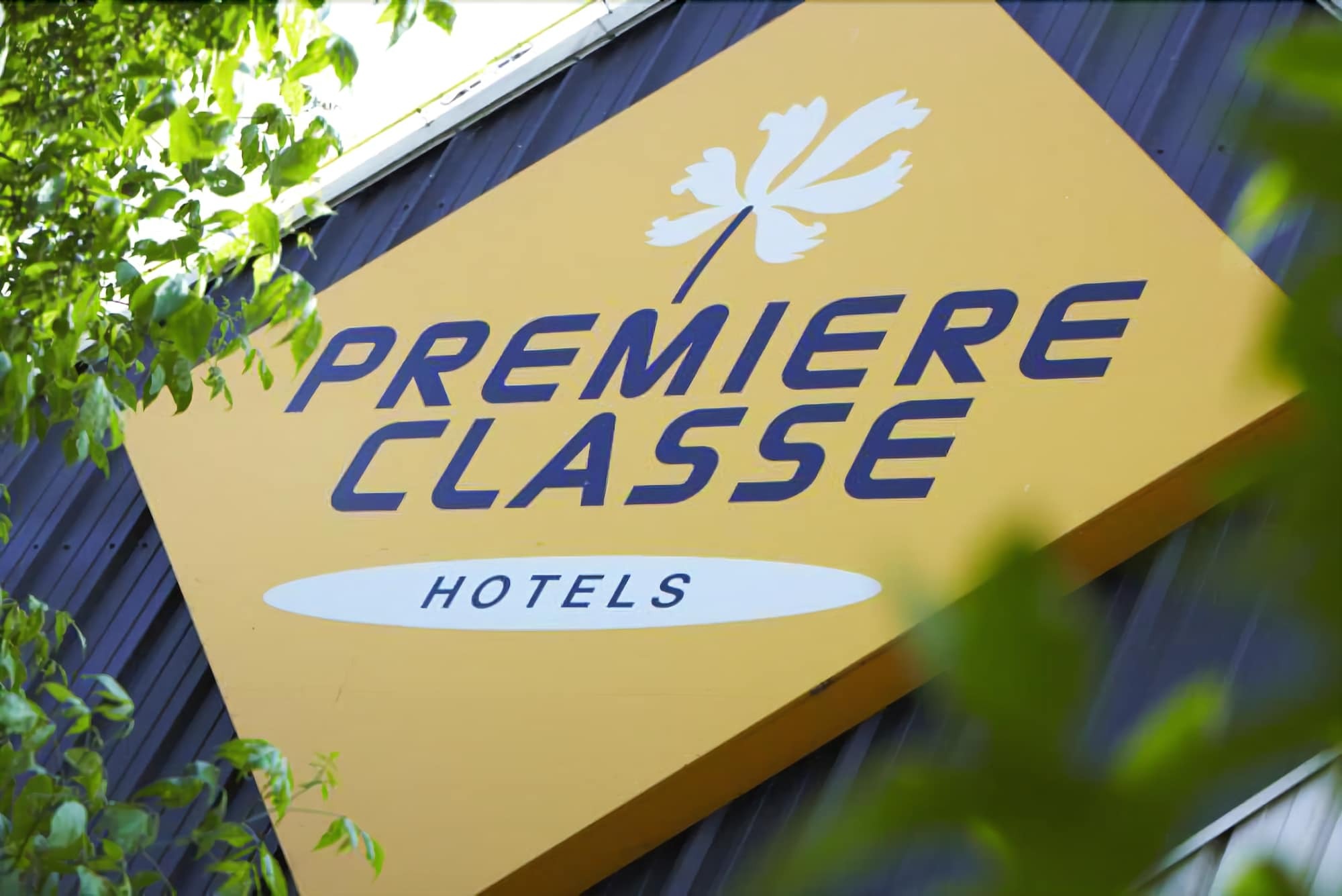 Classic Hotel - Fontenay-Trésigny Kültér fotó